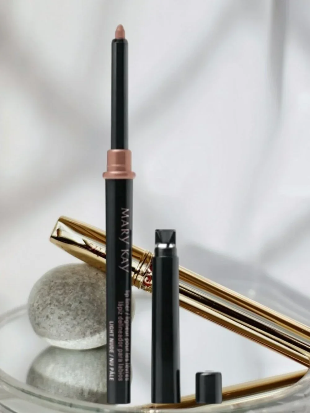 Mary Kay Light Nude Lip Liner Pencil with Sharpener ✨NIB✨